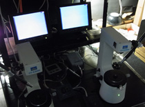 測定機付き芯出し顕微鏡　Alignment microscope with a measurement machine